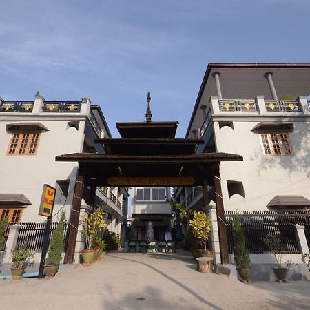 Inlay Palace Hotel Nyaung Shwe Kültér fotó