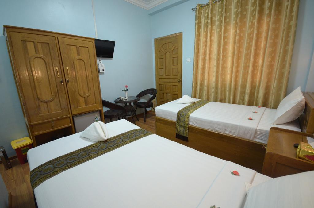 Inlay Palace Hotel Nyaung Shwe Kültér fotó