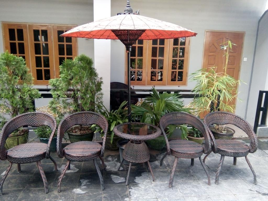 Inlay Palace Hotel Nyaung Shwe Kültér fotó