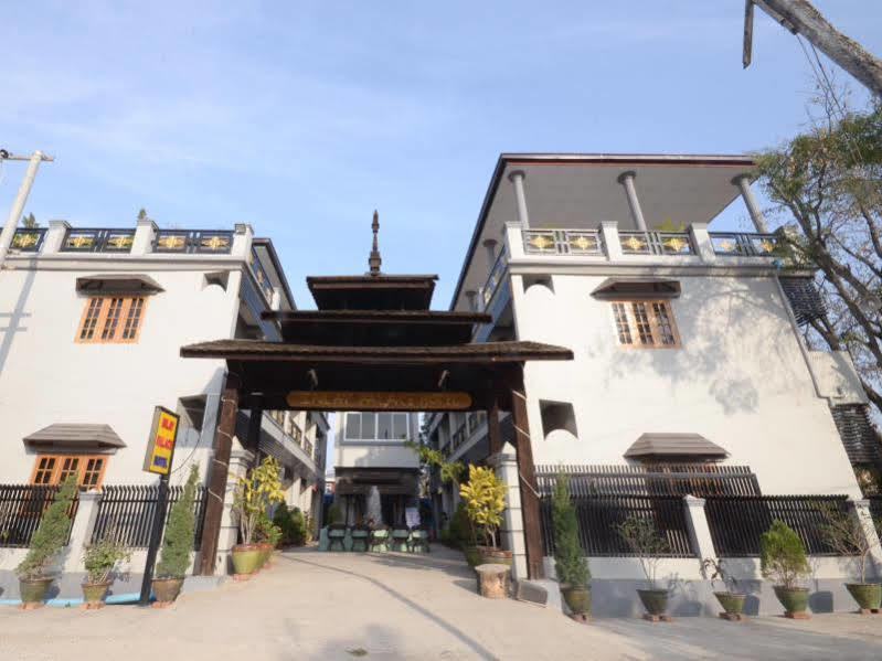 Inlay Palace Hotel Nyaung Shwe Kültér fotó
